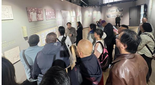 闻一多.jpg 闻一多.jpg